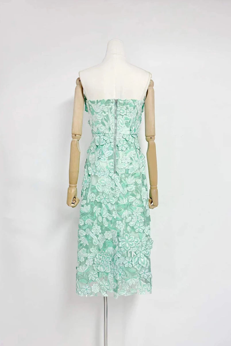 Trend4us Luxe Strapless 3D Floral Embroidered Midi Dress