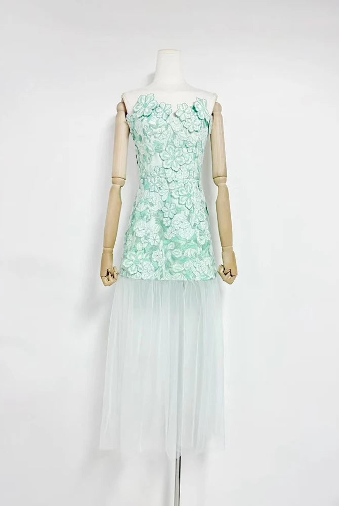 Trend4us Luxe 3D Floral Embroidered Strapless Illusion Evening Dress-Green