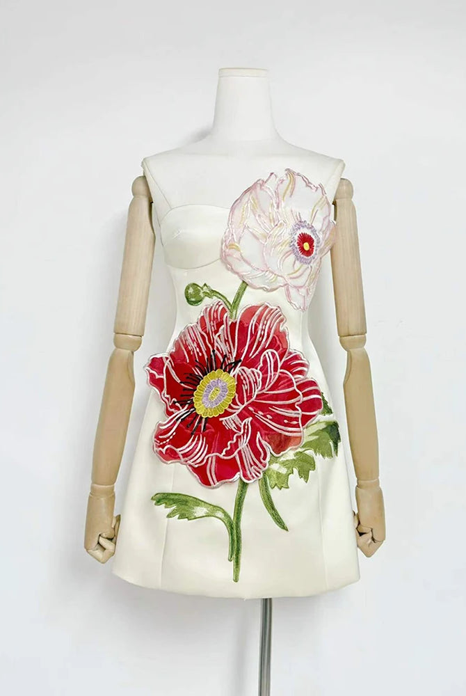 Trend4us Luxe Floral Appliqué Strapless High Waist Mini Dress - White