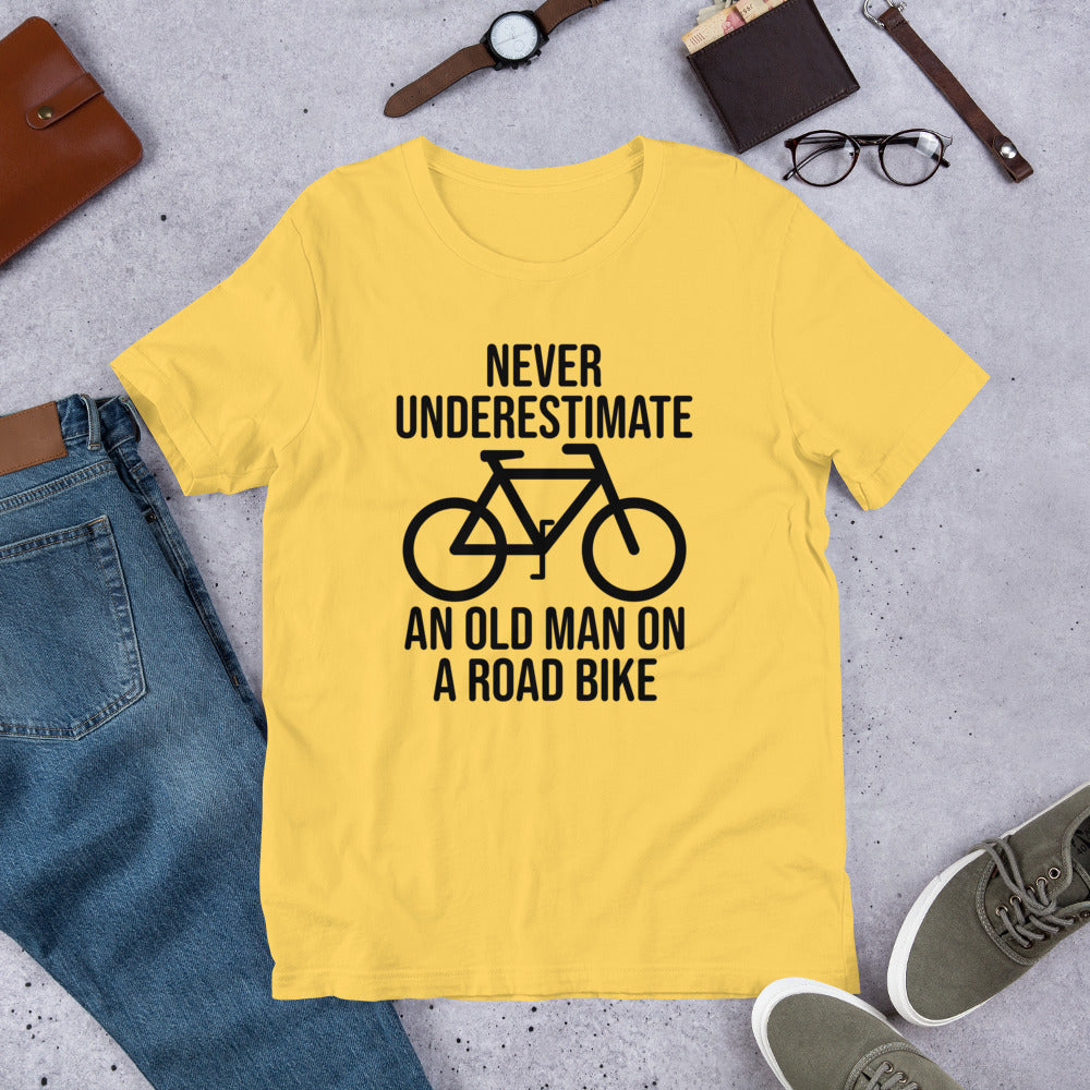 Cycling Never Underestimate An Old Man Short-Sleeve Unisex T-Shirt